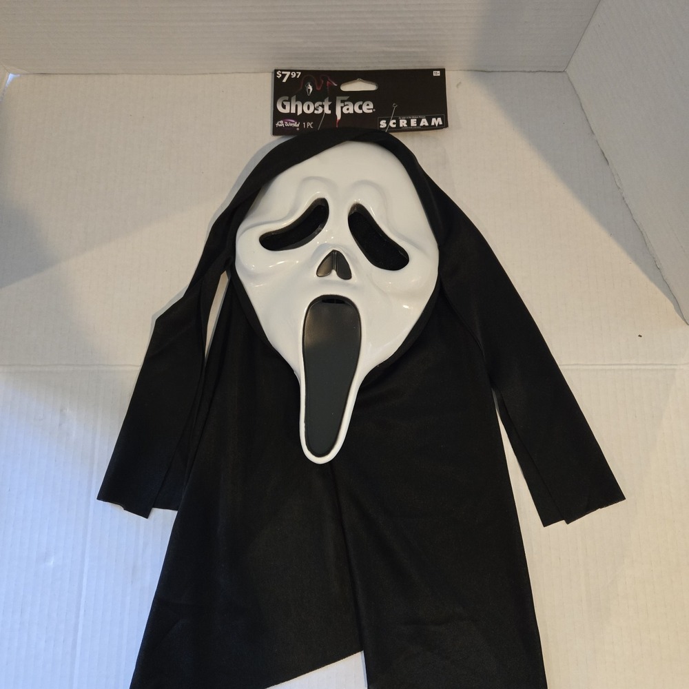 New 2021 Scream Ghost Face‎ Mask Easter Unlimited Fun World Ghost Face Lives